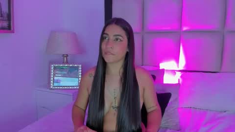 sussyfoxx_ online show from 03-21-26, 08:19