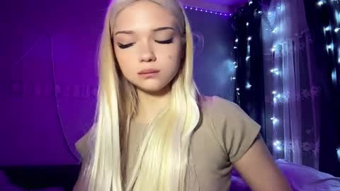 Stacy online show from 04-08-26, 10:43