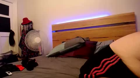 suzie stardust online show from 01-09-26, 11:35