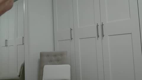 Snapshot of suzisshowboyxl chatting on 03-27-26, 10:31 Mmaxime1 online show from 03-27-26, 10:31
