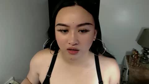 Snapshot of sw33tgirl_moaner chatting on 05-19-26, 03:18 Angelic Baby online show from 05-19-26, 03:18