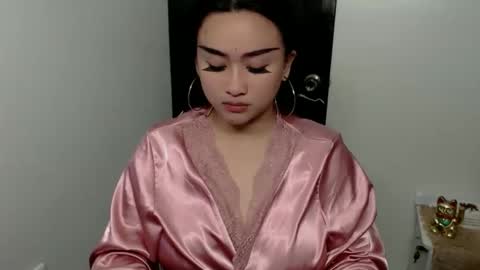Snapshot of sw33tgirl_moaner chatting on 06-02-26, 09:00 Angelic Baby online show from 06-02-26, 09:00