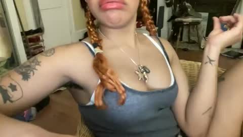 Snapshot of sweeetg1rl chatting on 03-01-26, 04:25 june online show from 03-01-26, 04:25