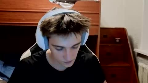 sweeetyangeel online show from 10-27-25, 03:49