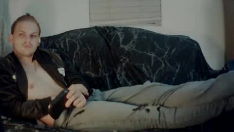 Snapshot of sweeneydemonn chatting on 11-02-25, 01:08 SweenyDemonnZA online show from 11-02-25, 01:08