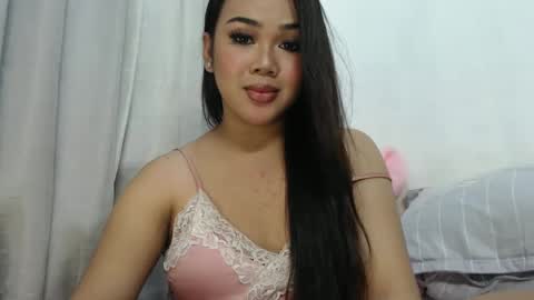 Snapshot of sweet18_jasmine chatting on 12-25-24, 02:45 sweet18_jasmine online show from 12-25-24, 02:45