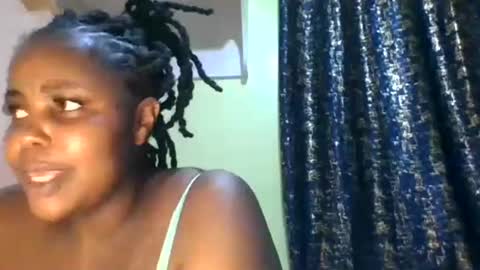 sweet52537 online show from 03-08-25, 09:29