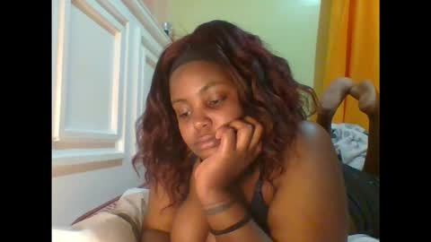 sweet52537 online show from 11-05-25, 11:49