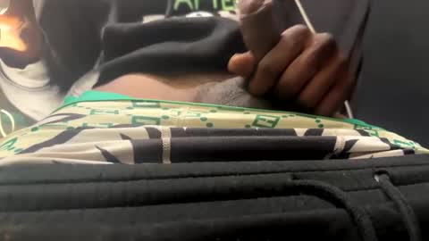 Snapshot of sweet955431 chatting on 02-13-26, 08:05 KERRY J JONES online show from 02-13-26, 08:05