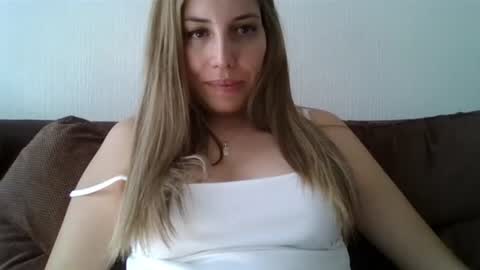 Snapshot of sweet__alana chatting on 01-30-25, 08:53 Sweet alana online show from 01-30-25, 08:53