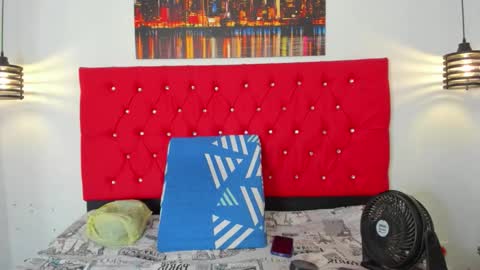 Carolina online show from 10-31-25, 04:19