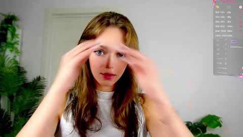 Snapshot of sweet__piece chatting on 10-04-25, 10:30 Alice online show from 10-04-25, 10:30