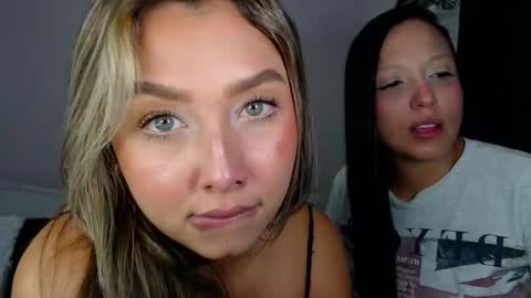 Snapshot of sweet__pink chatting on 04-24-26, 01:30 Taty online show from 04-24-26, 01:30