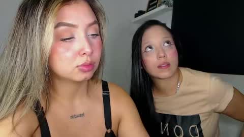Snapshot of sweet__pink chatting on 05-26-26, 05:58 Taty online show from 05-26-26, 05:58