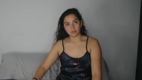Snapshot of sweet_ahiana chatting on 08-07-26, 05:59 ahinara online show from 08-07-26, 05:59