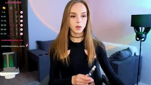 Snapshot of sweet_ali3s chatting on 06-04-26, 01:50 Call me Alis online show from 06-04-26, 01:50