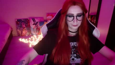 Snapshot of sweet_alica15 chatting on 05-16-26, 06:17 Alice online show from 05-16-26, 06:17