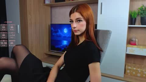 Flora online show from 09-23-25, 05:32