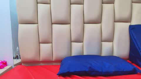 Amye  online show from 11-18-25, 07:07