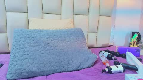 Amye  online show from 02-18-26, 07:10