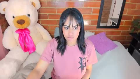 Stephanie online show from 02-19-25, 11:38