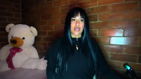 Stephanie online show from 09-10-25, 10:32