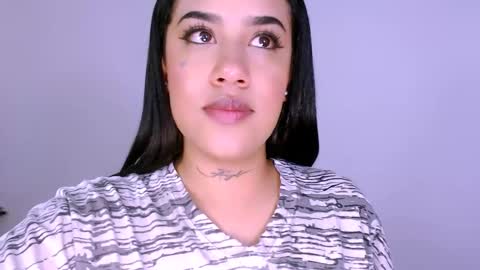 Stephanie online show from 10-19-25, 01:17