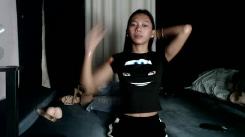 Snapshot of sweet_angelagold chatting on 07-28-26, 08:45 Angela Gold online show from 07-28-26, 08:45