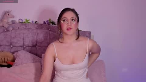 Snapshot of sweet_anllela chatting on 10-19-25, 02:34 Sthefany Lauren Independent Model online show from 10-19-25, 02:34