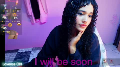 Snapshot of sweet_april2005 chatting on 05-21-26, 02:13 April sweet online show from 05-21-26, 02:13