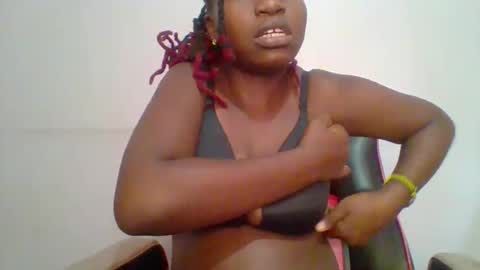 Snapshot of sweet_arianna_ chatting on 03-07-25, 10:24 timaya online show from 03-07-25, 10:24