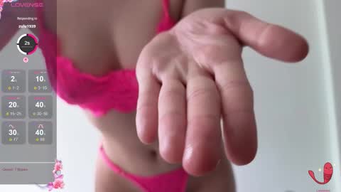 Kate and Erica online show from 03-08-26, 07:45