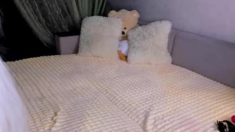 Alice online show from 01-09-26, 04:21