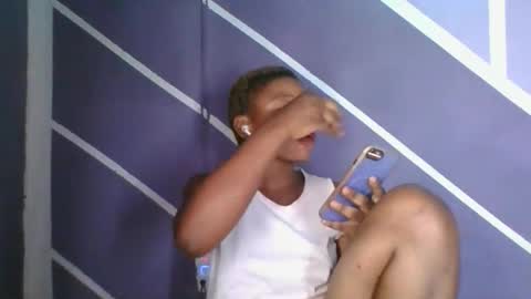 Snapshot of sweet_berry31 chatting on 10-08-25, 05:05 baby girl online show from 10-08-25, 05:05