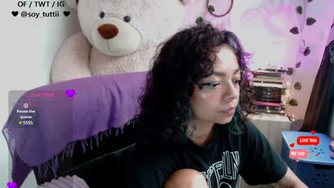 Snapshot of sweet_bluee chatting on 01-30-25, 04:13 Tutti  online show from 01-30-25, 04:13
