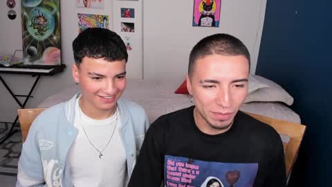 Snapshot of sweet_boys_xx chatting on 01-14-25, 02:32 CristianBrayan PVT OPEN online show from 01-14-25, 02:32