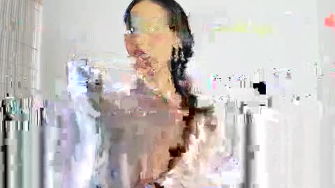 sweet_brunette88 online show from 04-24-26, 08:33