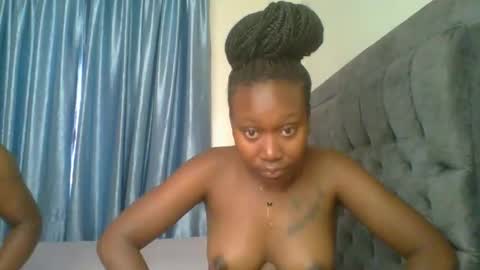 Camila online show from 11-06-25, 05:19