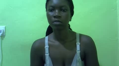 sweet_cherie1 online show from 03-30-26, 03:29