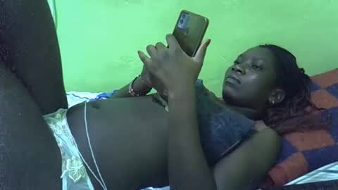 sweet_cherie1 online show from 04-18-26, 07:07