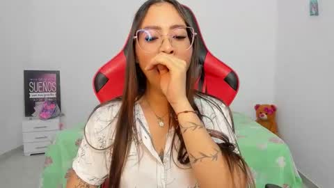 Snapshot of sweet_coral_ chatting on 02-04-26, 08:31 sweet_coral_ online show from 02-04-26, 08:31