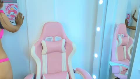 sweet_dania_ online show from 03-02-25, 09:22