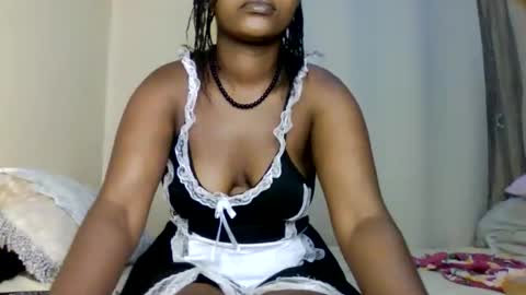 sweet_ebony001 online show from 04-30-26, 04:57