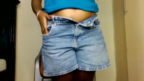 Snapshot of sweet_ebony001 chatting on 07-30-26, 04:06 sweet_ebony001 online show from 07-30-26, 04:06