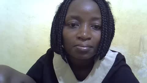 Snapshot of sweet_elena24 chatting on 08-03-26, 04:22 shillah online show from 08-03-26, 04:22