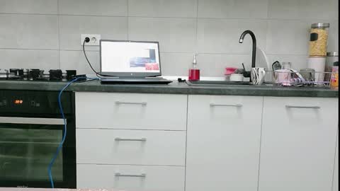           online show from 02-10-26, 08:13