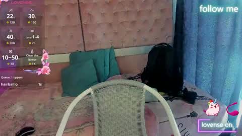 Snapshot of sweet_emmili chatting on 05-05-26, 12:35 emmili online show from 05-05-26, 12:35