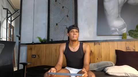 sweet_ethan_ online show from 12-04-25, 05:06