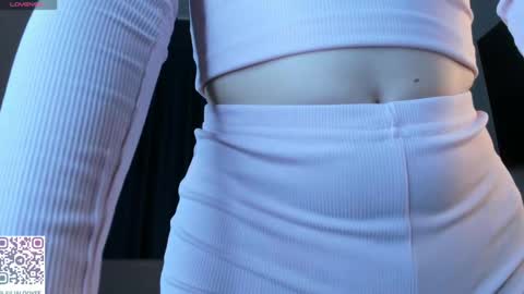 Julia online show from 03-08-25, 05:33