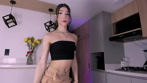 Snapshot of sweet_falon chatting on 04-14-26, 09:26 Sweet Fhalon online show from 04-14-26, 09:26